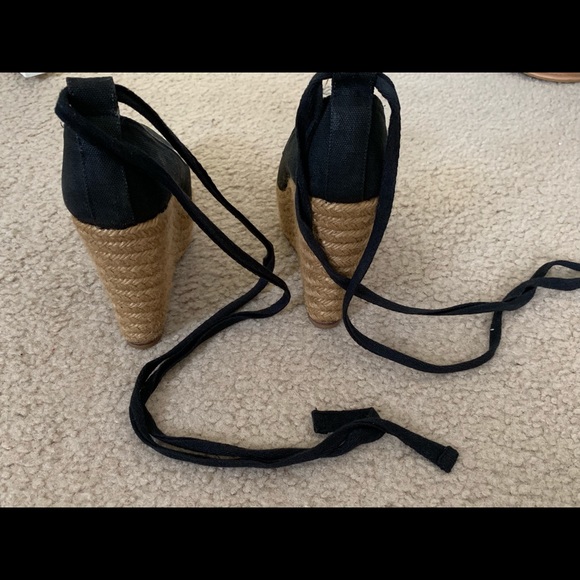 CL canvas wedges - Picture 7 of 8